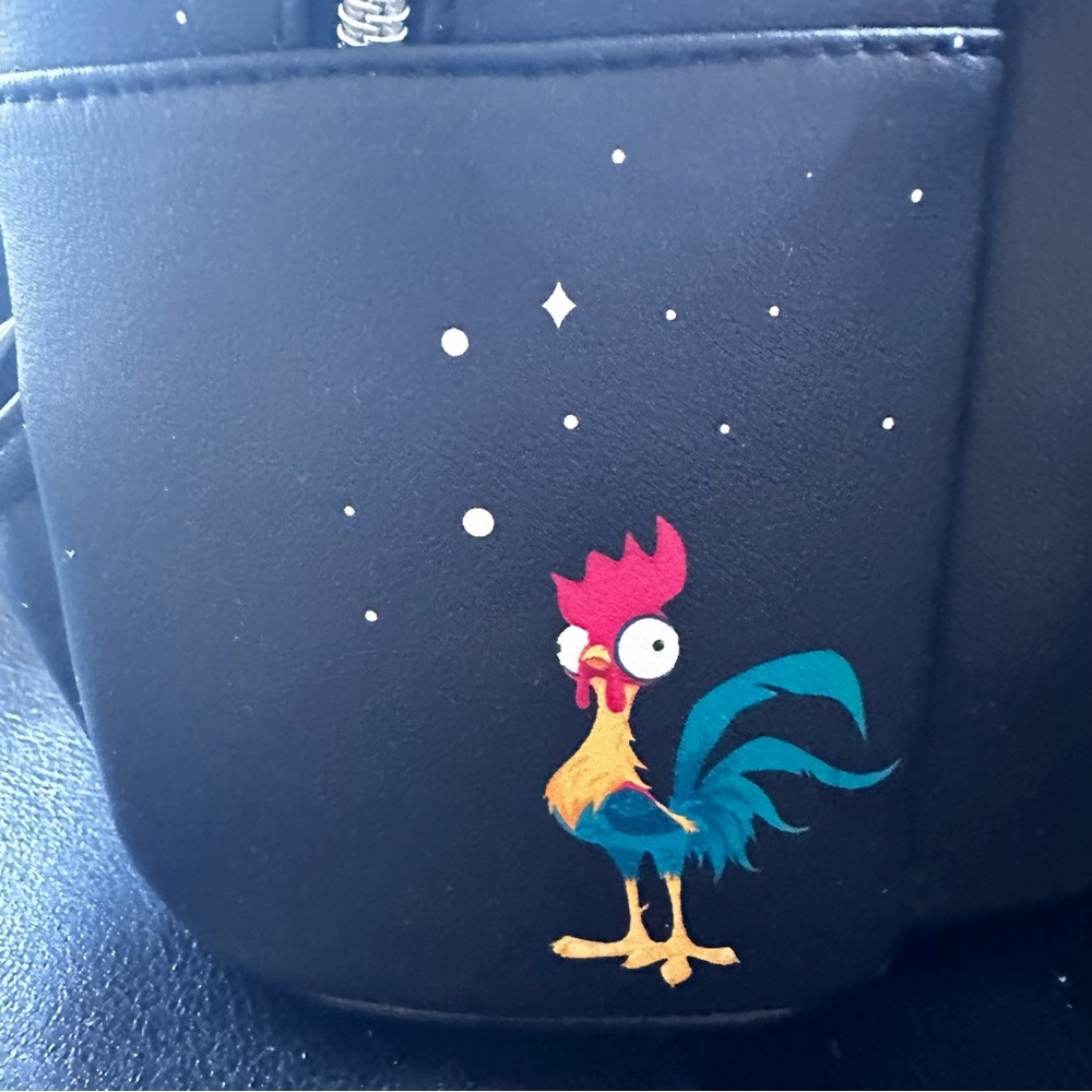 Disney Moana Heart of Te Fiti Mini Loungefly Backpack: NWT - Picture 11 of 14